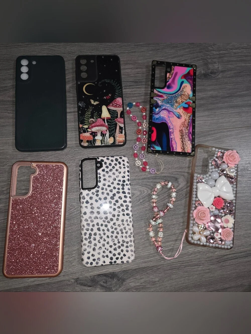 Phone case. Bundle of 6. Samsung. Like new!! Beautiful!